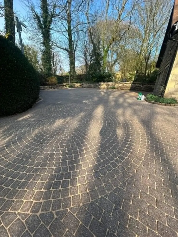 Pressure washing block paving driveway