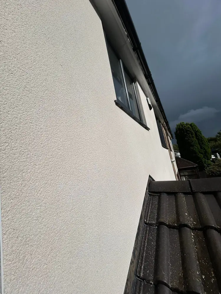 White render and exterior cleaning